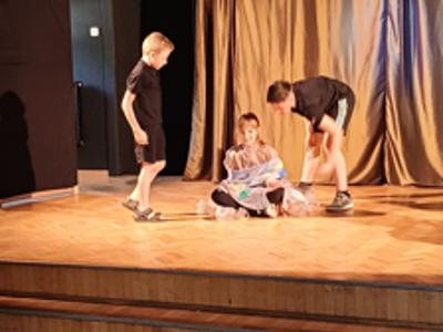 Magiczny Świat Teatru Powozownia Radziejowice