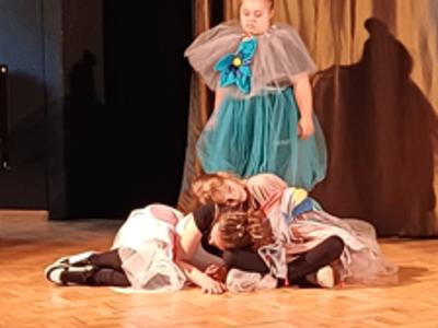 Powozownia Gmina Radziejowice Teatr Jednego dnia warsztaty teatralne dla dzieci