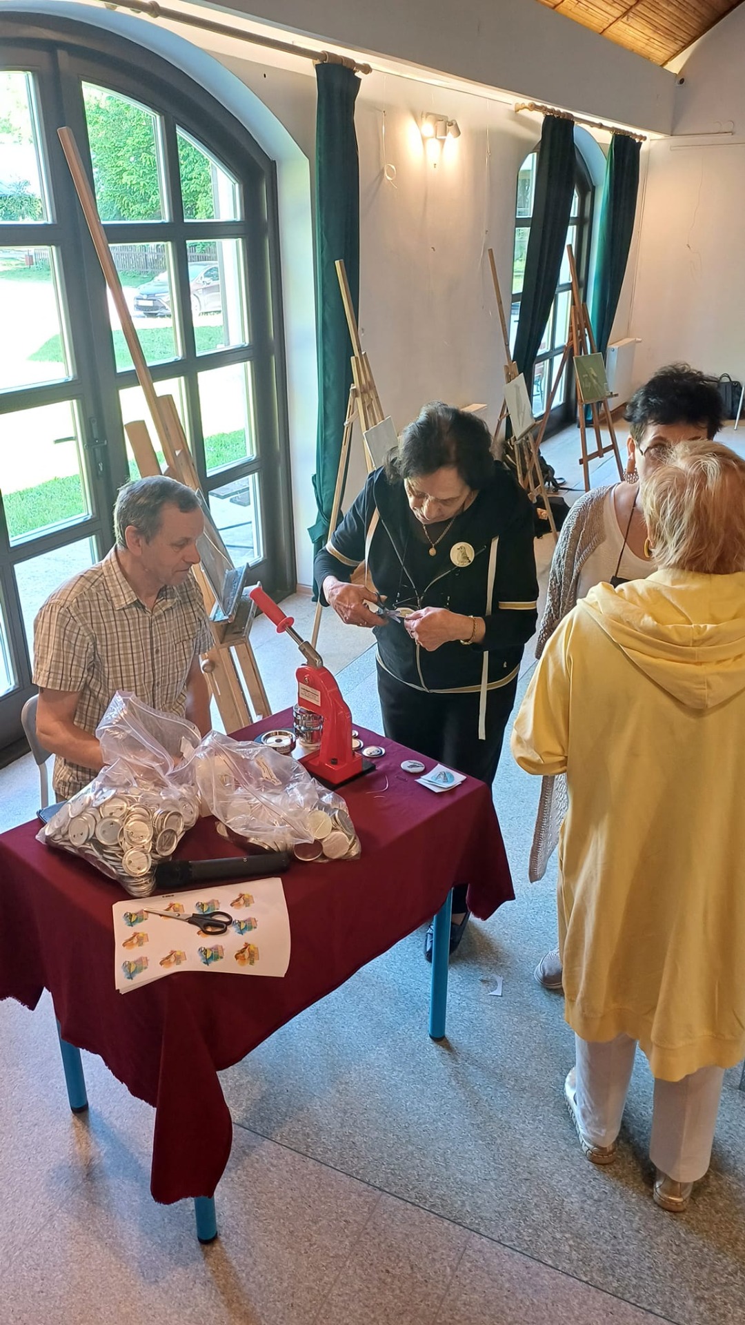 UTW warsztaty międzypokoleniowe, aktywni seniorzy