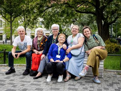 Towarzystwo Inicjatyw Twórczych ę, Grupa Wolontariacka Agrafka, aktywny senior UTW Radziejowice budujemy relacje