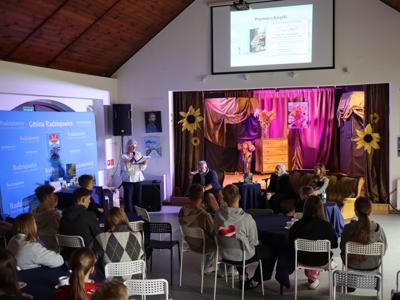 Książka Asiunia - Joanna Papuzińska