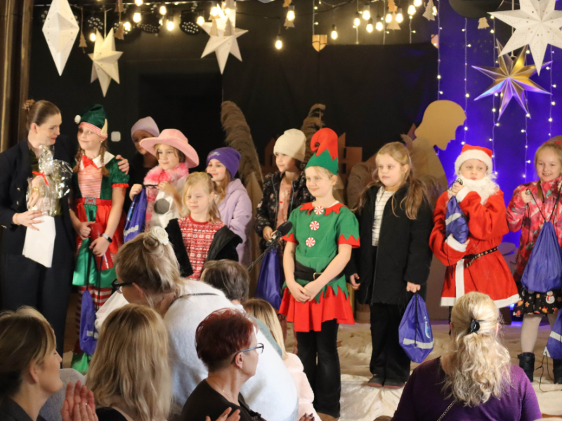 Gwiazdka z Przyjaciółmi - Wigilia UTW Powozownia