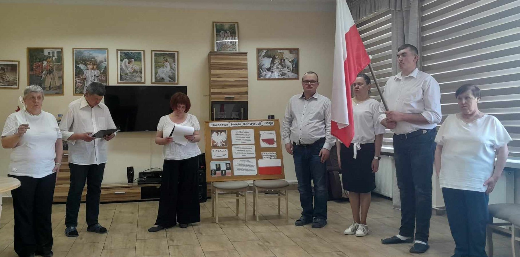 Referat dotyczący symboli narodowych.