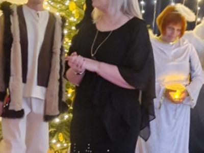 Pani Kierownik wita gości