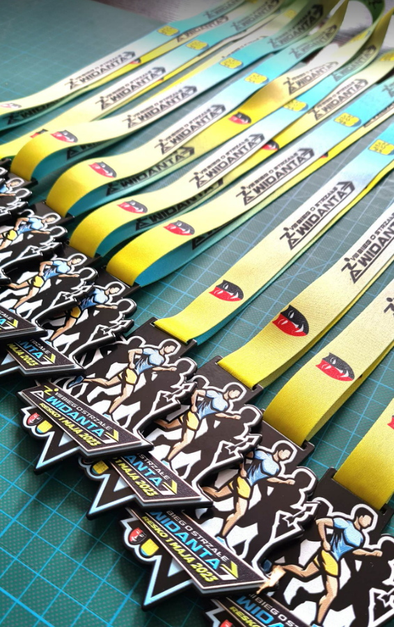 Medale już czekają!!! Bieg 1 maja, kto jeszcze się nie zdecydował nic straconego. Zapisy są prowadzone do dnia zawodów. Czekamy na was.