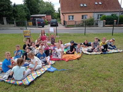 Czytanie na polanie