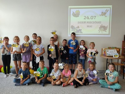 dzień Pszczółki Mai