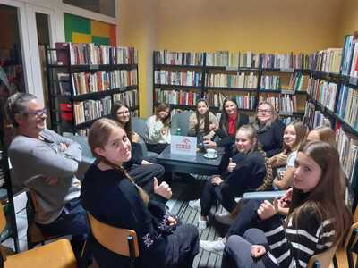 Twórcy gry mobilnej